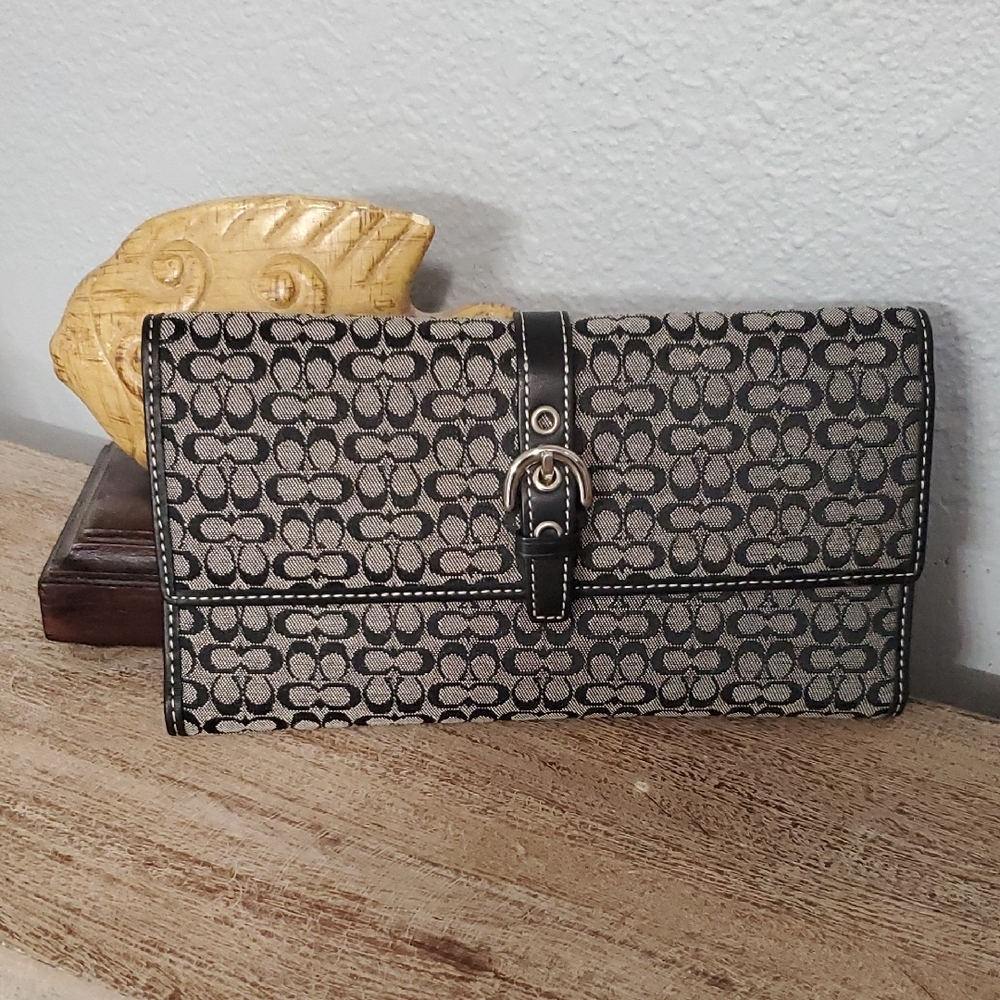 Coach Black,Gray classic C style vintage with buckle snap close bifold wallet